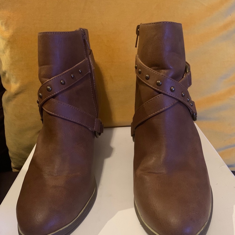 Ecote Booties - Picture 4 of 4